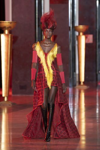 FEMME NOIRE DEFILE