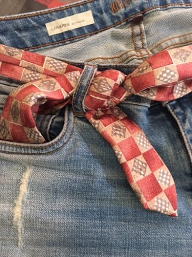 jean-ceinture-cravate